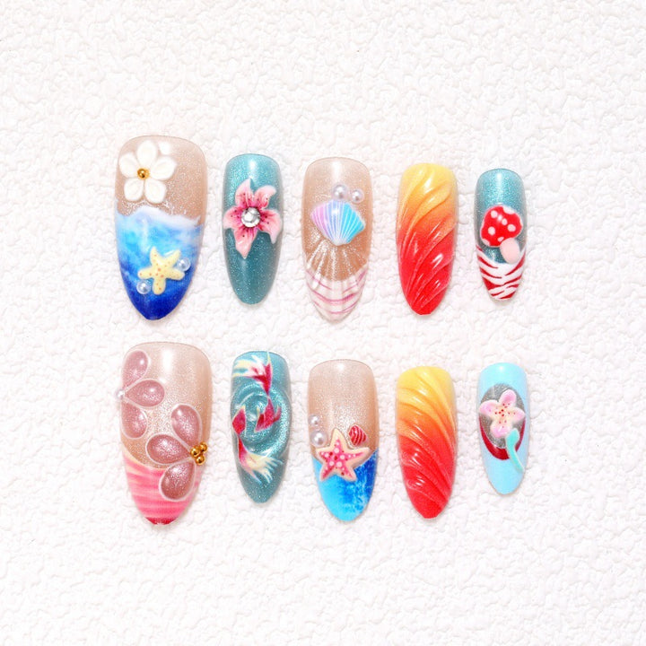 Artful nail designs with maritime motifs Kalsten