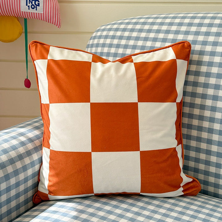 Decorative checkered cushion cover made of velvet velours with piping and concealed zipper