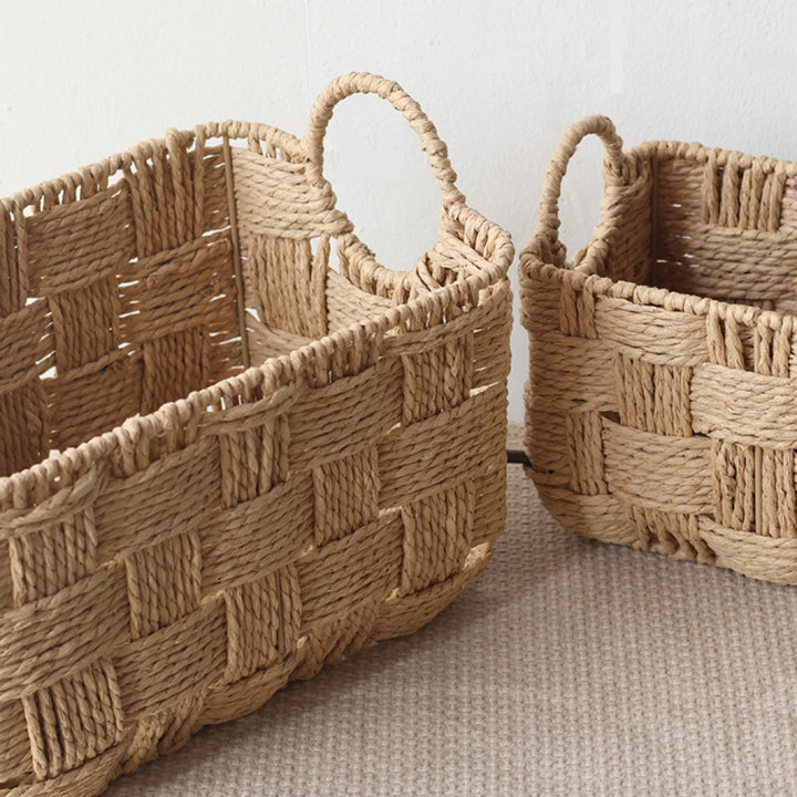 Structured storage basket made of natural material Kalsten