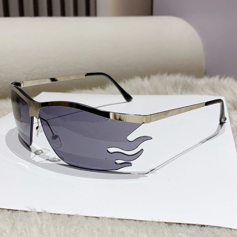 Women futuristic sunglasses with distinctive design Kalsten