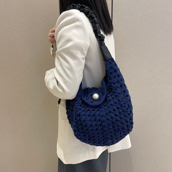 Hand-knotted all-rounder bag with elegant pearl decoration Kalsten