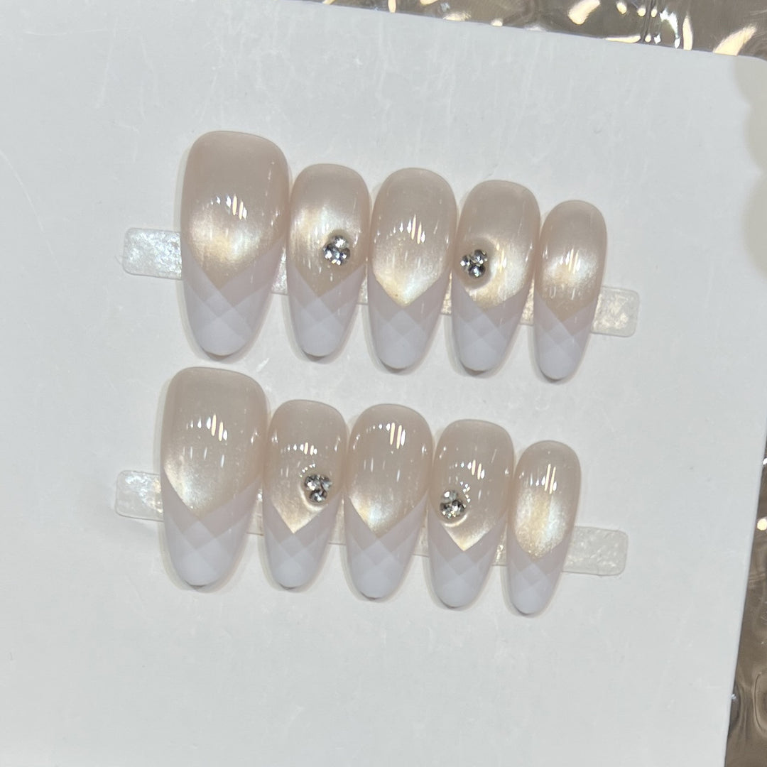 Elegant Geometric Press-On Nail Set with Rhinestone Detail Kalsten