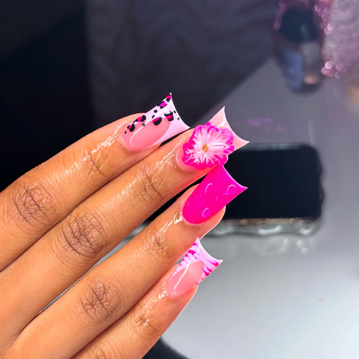 Decorative Floral Pattern Press-On Nails Kalsten