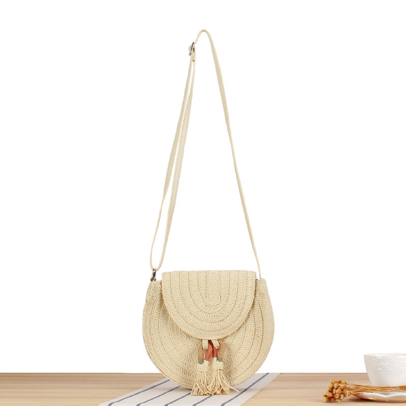 Shoulder bag in stylish half-moon design Kalsten