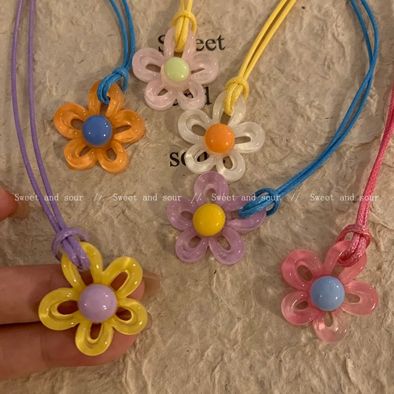Floral Pendant Necklace Kalsten