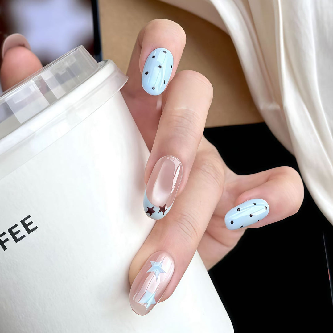 Artistic Star-Patterned Press-On Nail Art Kalsten