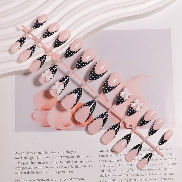 Stylish Polka Dot Press-On Nail Set Kalsten
