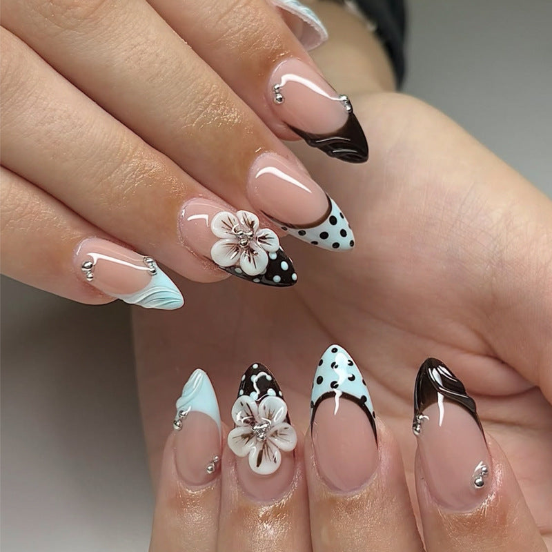 Decorative Press-On Nail Art Set Kalsten