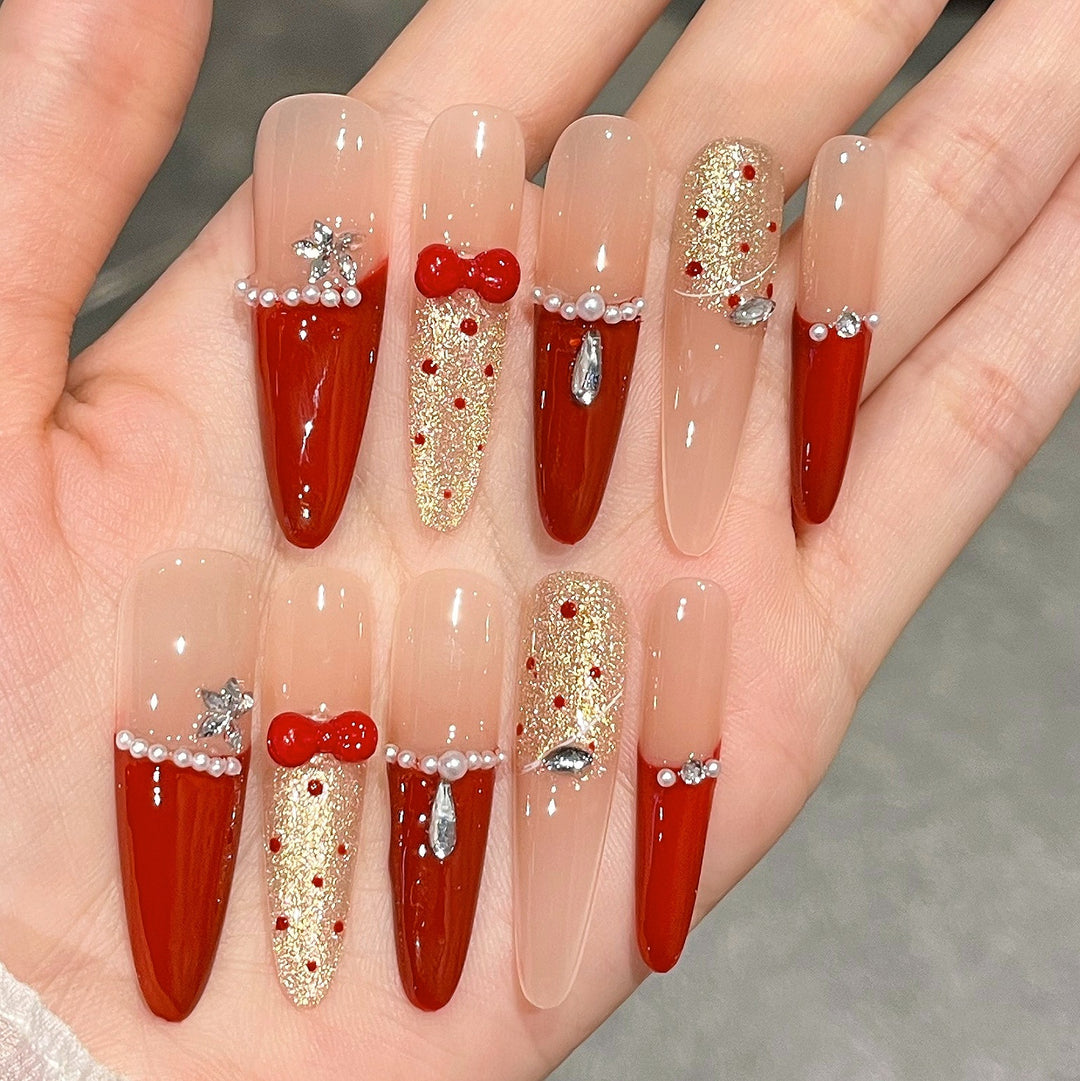 Festive Themed Press-On Nail Extensions Kalsten