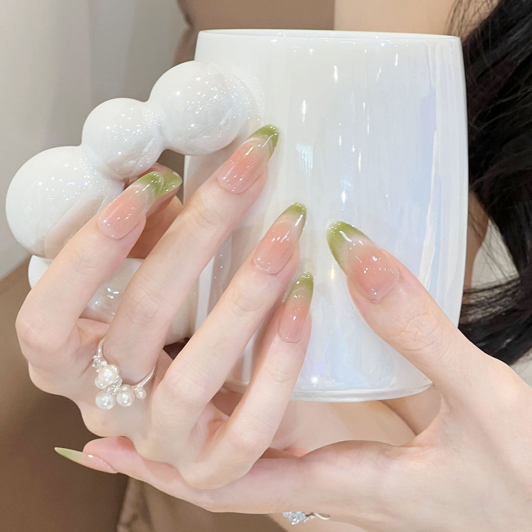 Elegantly Curved Ombre Press-On Nail Set Kalsten