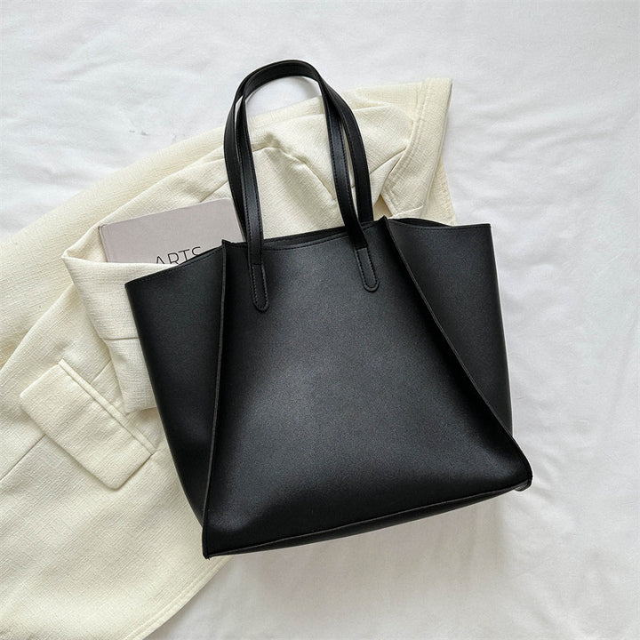 Minimalist Structured Tote