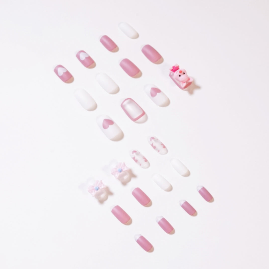 Artificial nail art with playful animal design Kalsten