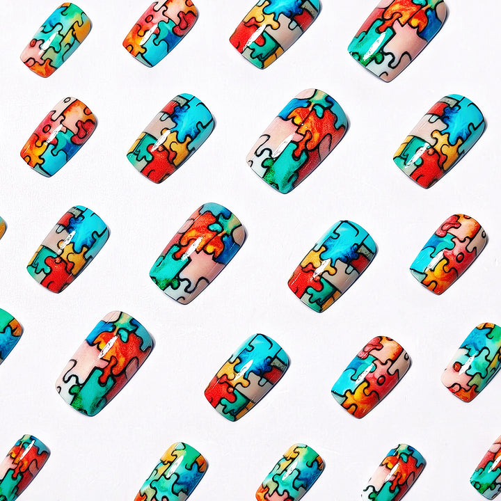 Art nails with creative puzzle pattern Kalsten