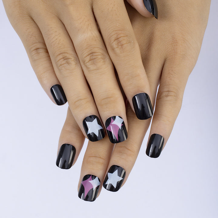Art nails with creative star design Kalsten