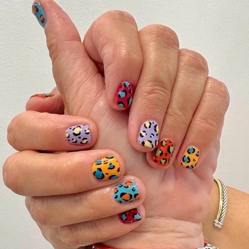 Acrylic nail set with wild leopard pattern Kalsten