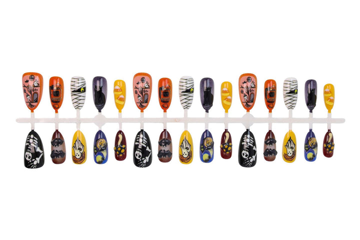 Artificial nail set with spooky Halloween designs Kalsten