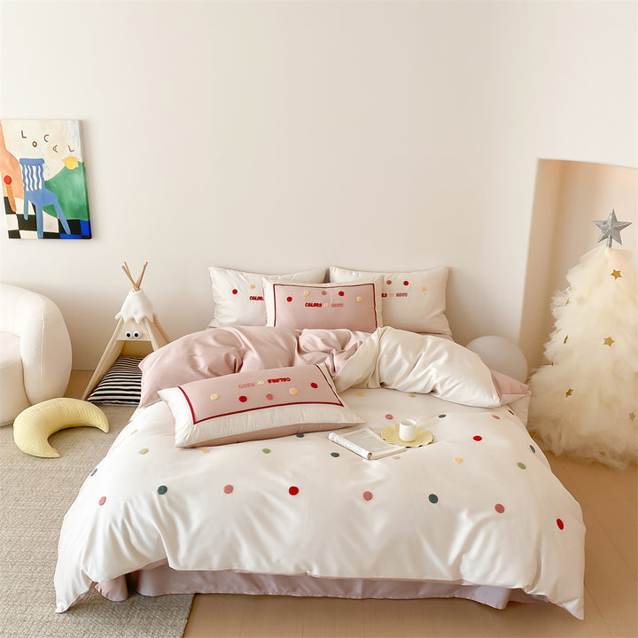 Bedding set with embroidered polka dots made of cotton satin, reversible duvet cover & decorative pillow