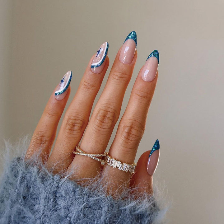 Elegant Stiletto Nails with Glitter and Ombre Design Kalsten