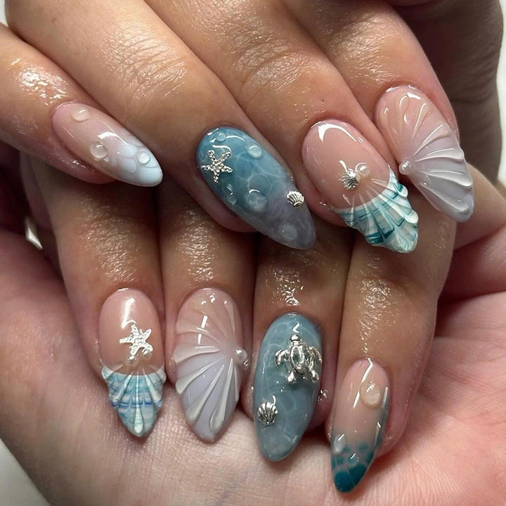 Artistic Press-On Nail Set with Decorative Elements kalsten