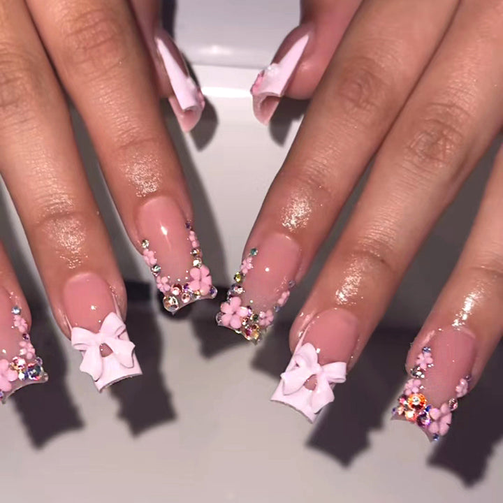 Artificial Nails with Floral Applications Kalsten