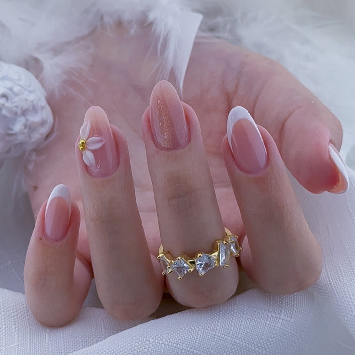 Artistic Floral Press-On Nails Set with Elegant Detailing Kalsten
