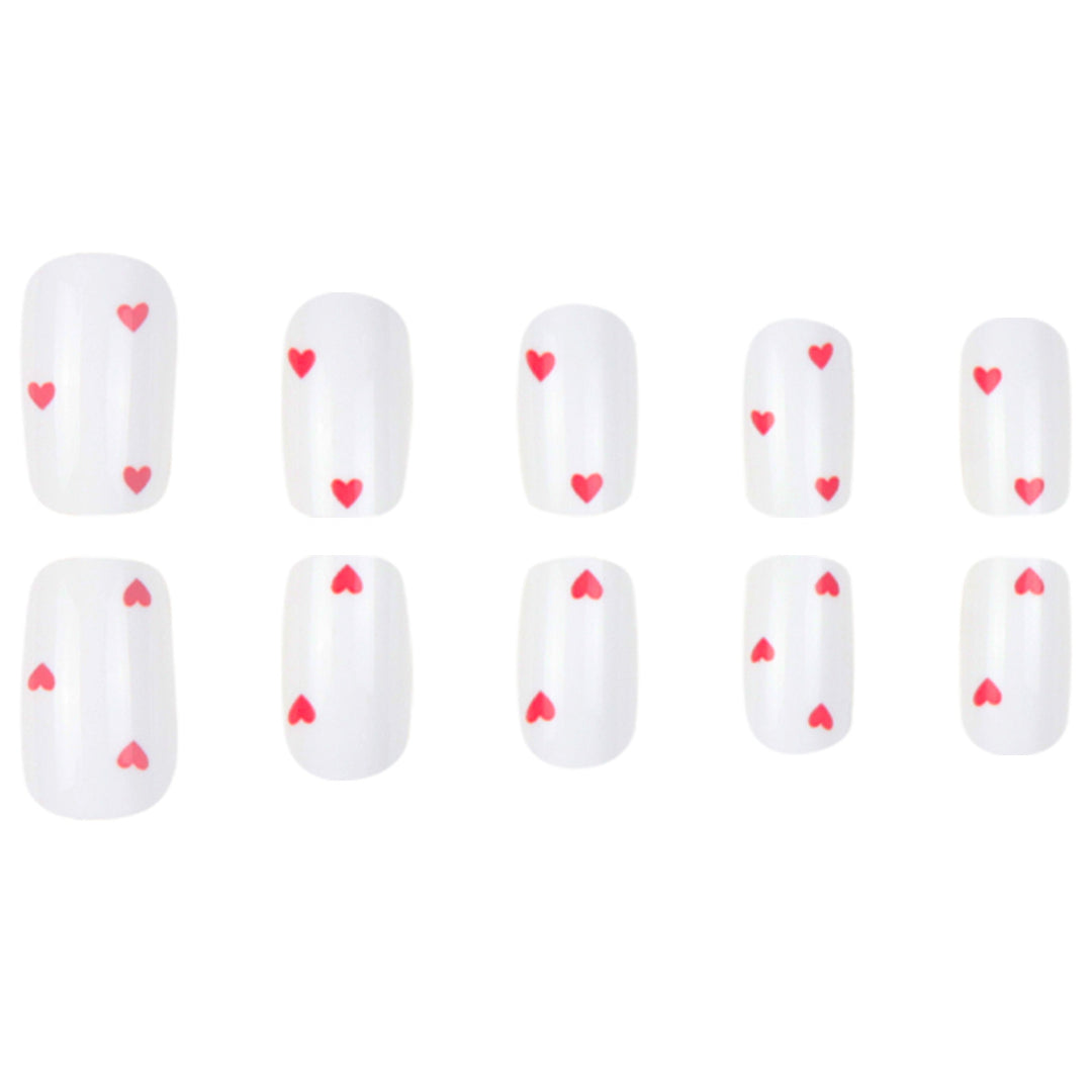 Heart-Designed Press-On Nails Kalsten
