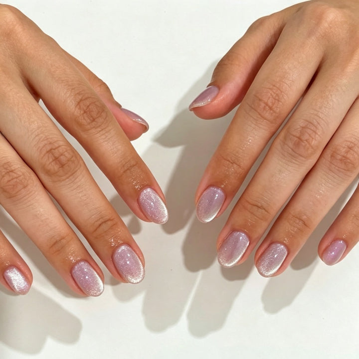 Elegant Artificial Nails with Shimmering Ombre Effect Kalsten