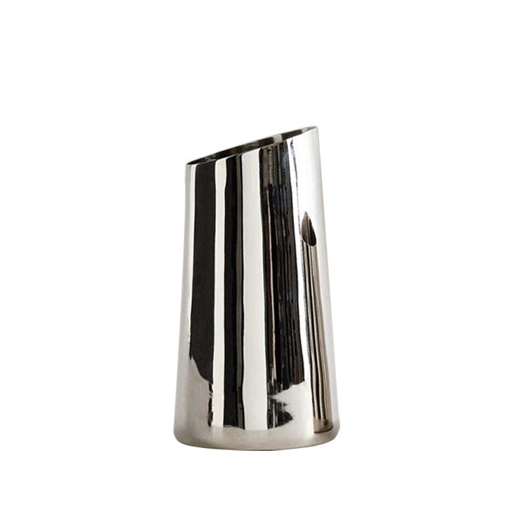 Stylish Modern Ring