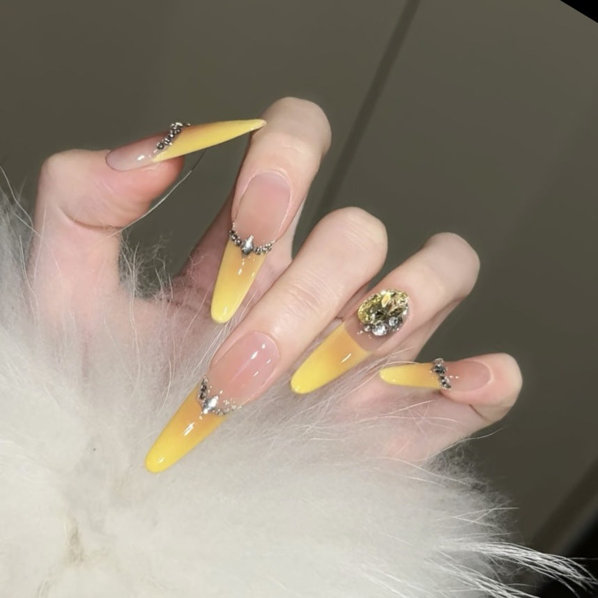 Artificial nails with luxurious glitter and gradient color Kalsten