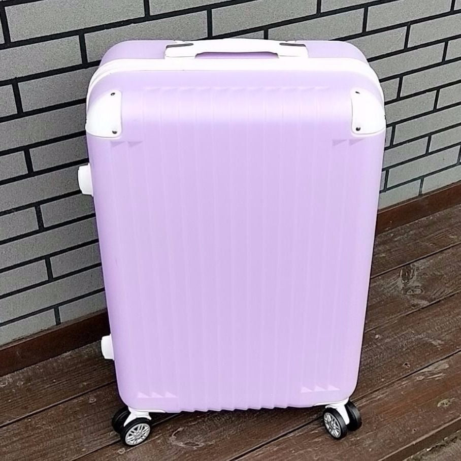 Hard-shell suitcase with quiet 360-degree wheels Kalsten