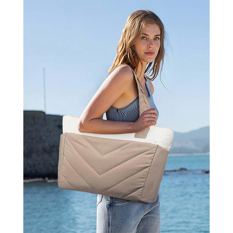 Multifunctional everyday bag with detachable cosmetic bag Kalsten