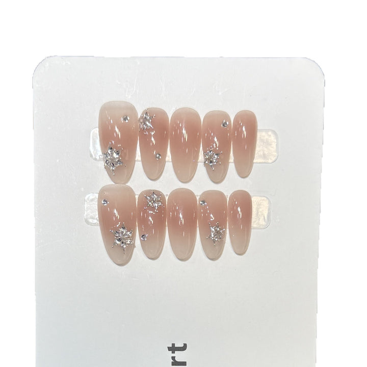 Decorative Press-On Nail Set with Sparkling Star Accents Kalsten