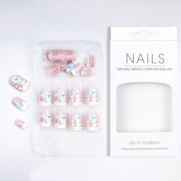Nails in maritime themes with 3D applications Kalsten