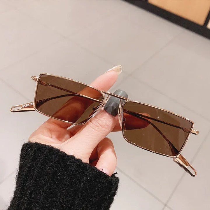 Fashionable sunglasses with rectangular metal frame Kalsten