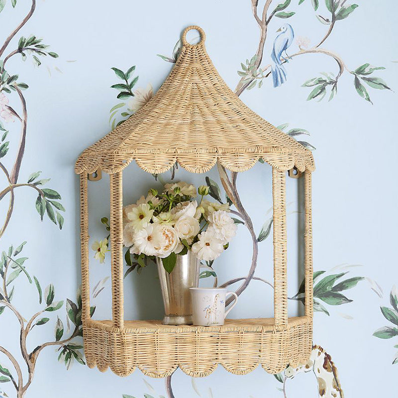 Playful Flower Plate Made of Wicker Kalsten