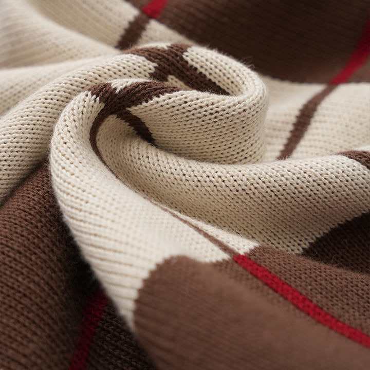 Woven cushion cover with checked jacquard relief and concealed zipper Kalsten