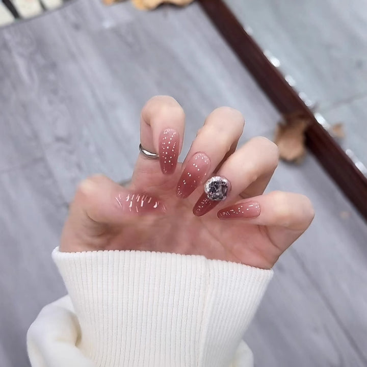 Glamorous Press-On Nail Set Kalsten