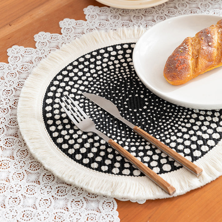 Round woven Boho rug mat with decorative fringes Kalsten