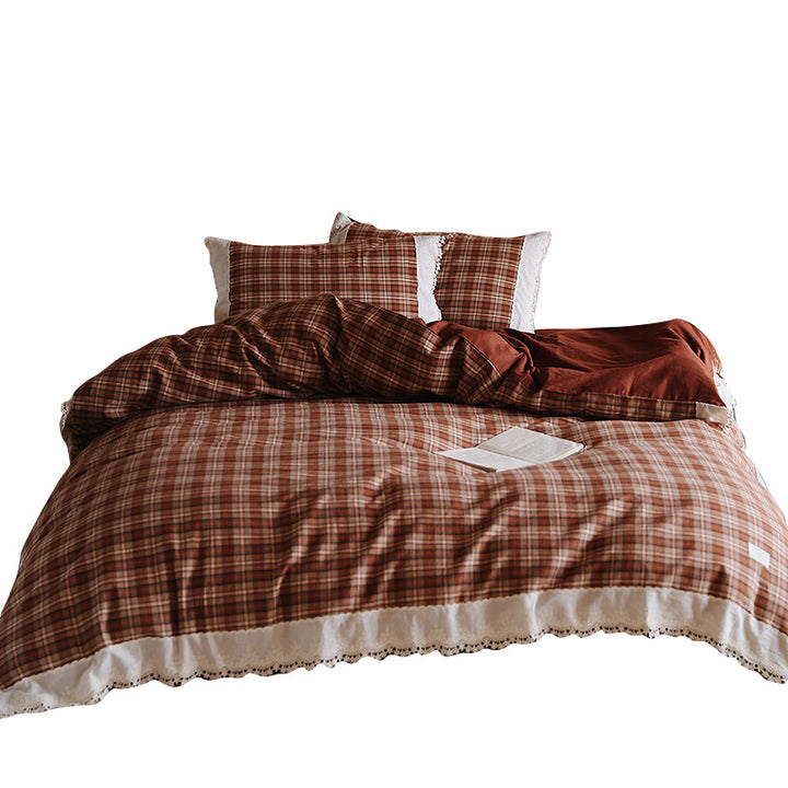 Elegant checked cotton bedding set with lace trim
