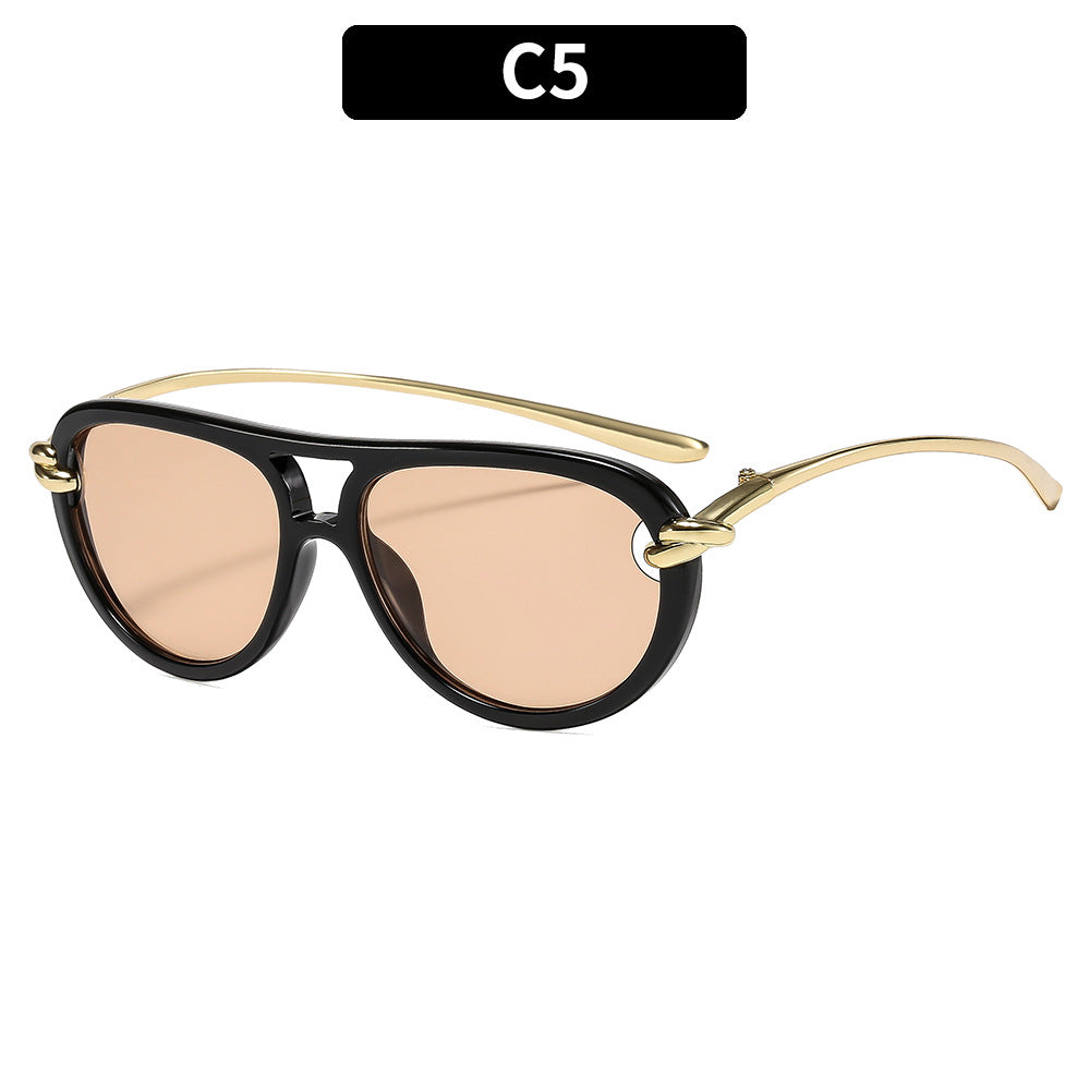 Retro-Inspired Fashion Sunglasses