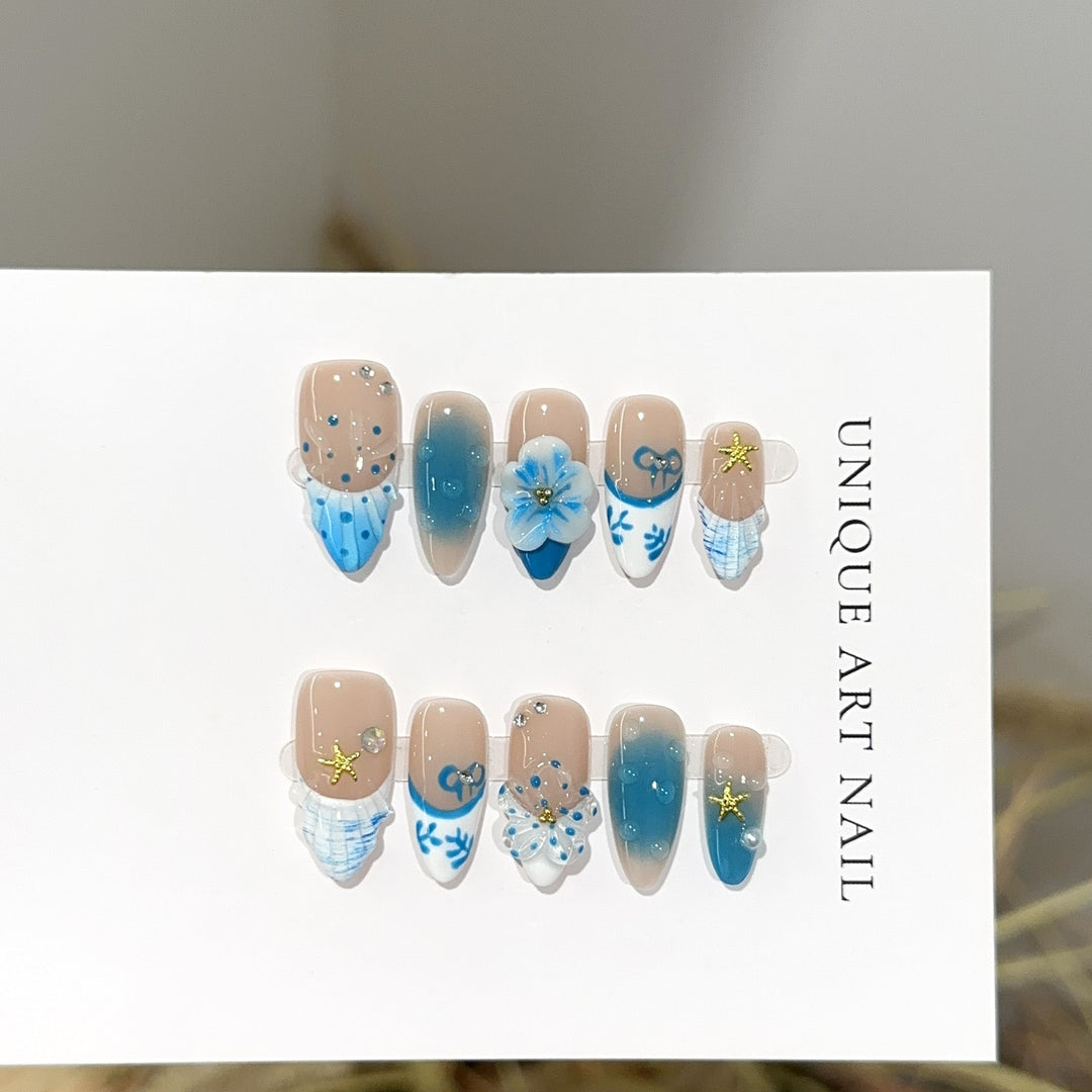 Artistic Ocean-Inspired Press-On Nail Set
