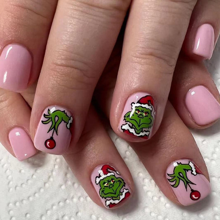 Artistic Winter-Themed Nail Art Kalsten