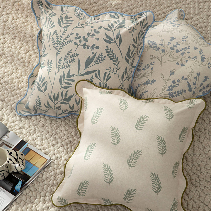 Square decorative cushion cover with wavy edge and botanical print Kalsten