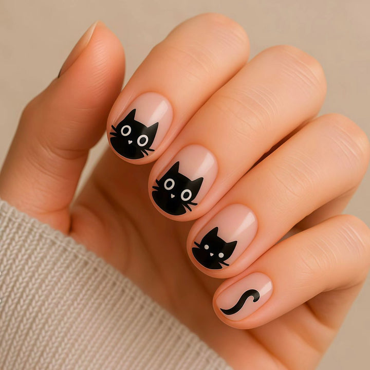 Cat-Themed Nail Art Extensions Kalsten