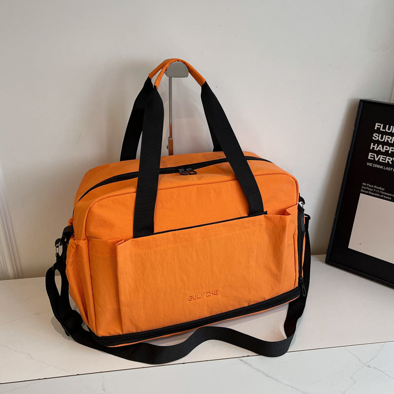 Practical Travel Bag With Versatile Compartment Configuration Kalsten