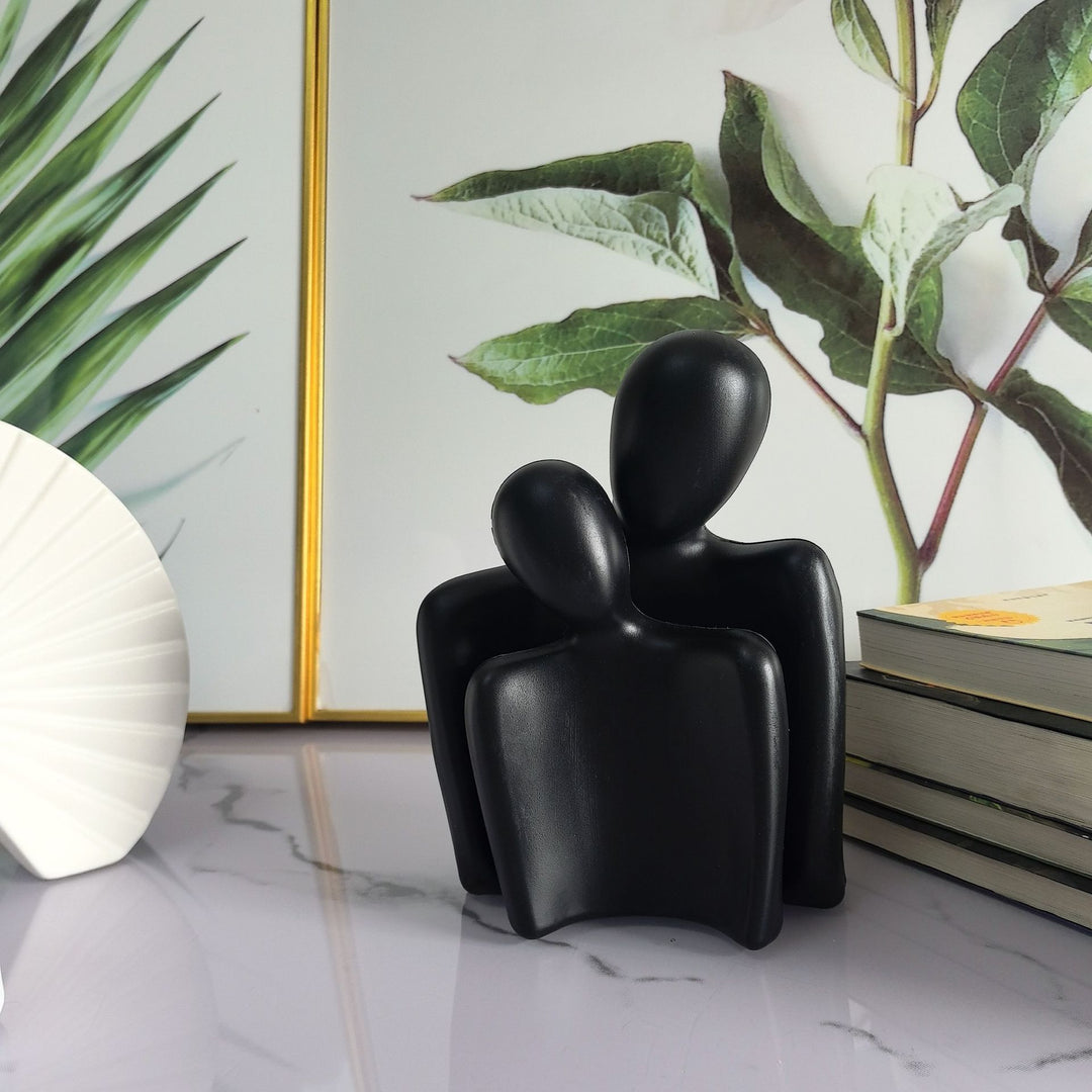Artistic Dual Figure Decoration Kalsten
