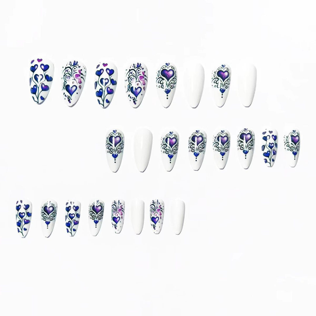 Artificial nails with romantic heart design Kalsten