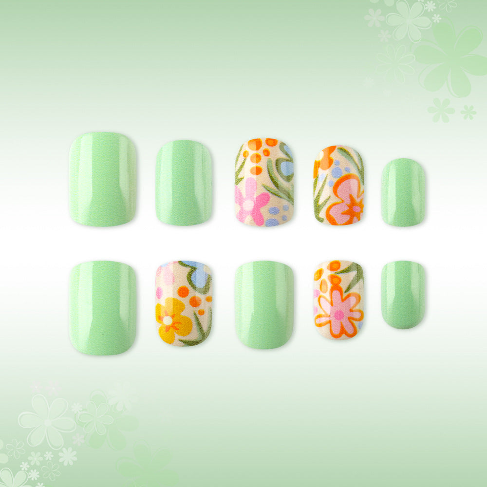 Floral Abstract Nail Art Kalsten