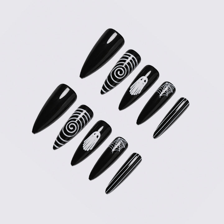 Gothic Themed Stiletto Press-On Nails Kalsten