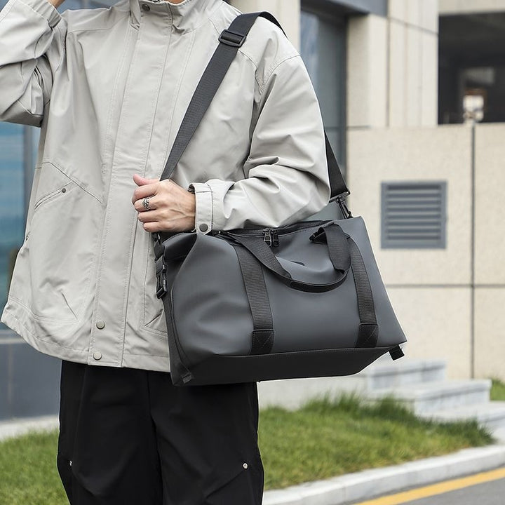 Sporty Travel Bag With Reinforced Interior And Removable Shoulder Strap Kalsten